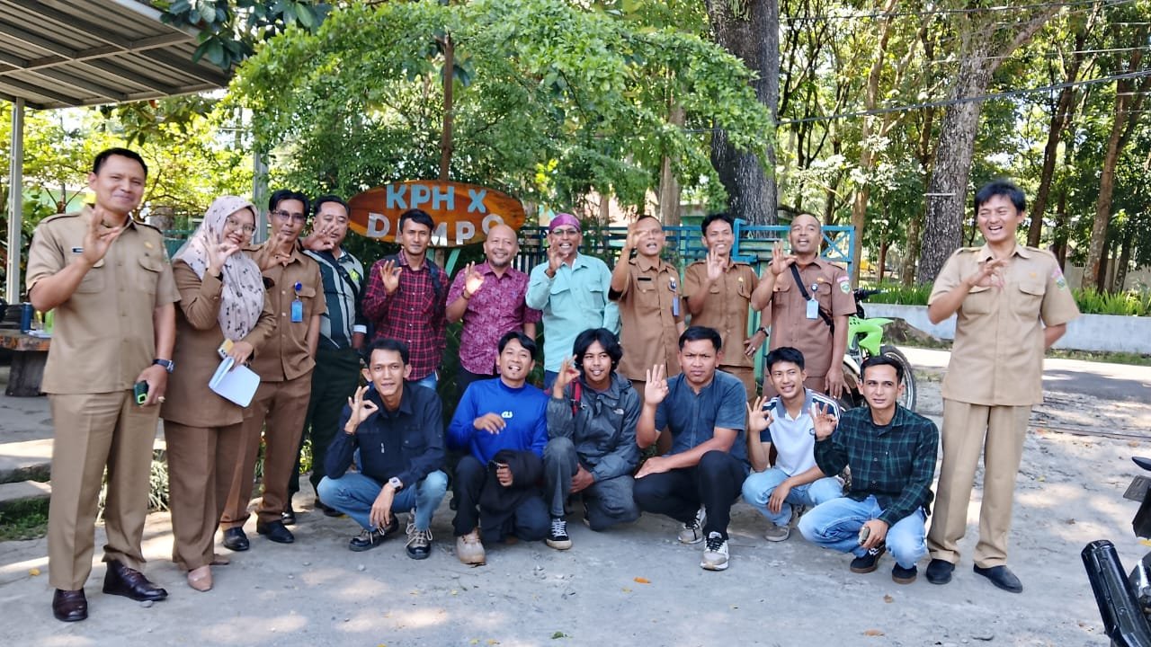 Membangun Kapasitas Masyarakat Lereng Gunung Patah: FMI Sumsel Hadir di Talang Kubangan
